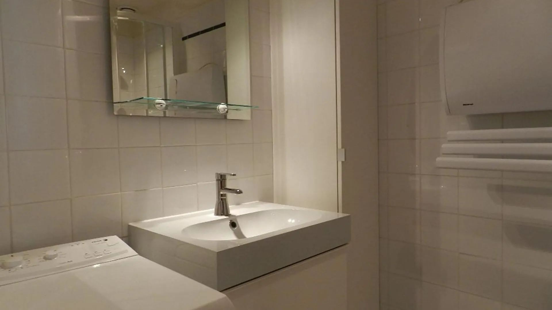 Appartement Renove Avec Acces Plage, Piscine Et Tennis - Bormes-Les-Mimosas - Fr-1-251-730 0*,  Γαλλία